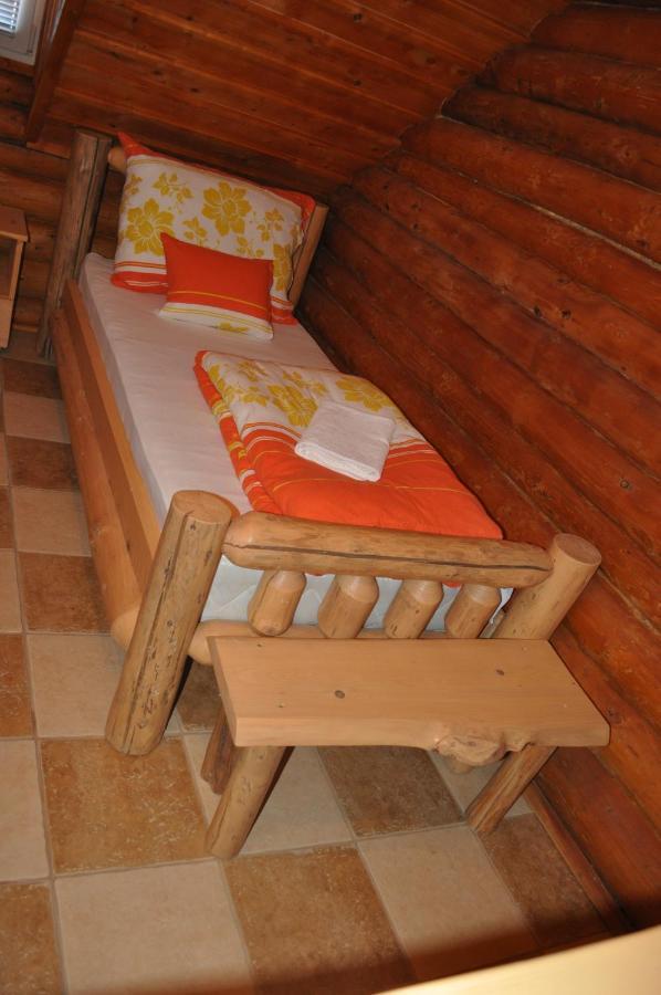 Bed and Breakfast Roenk-Wellness Panzio Mezopeterd Exteriér fotografie